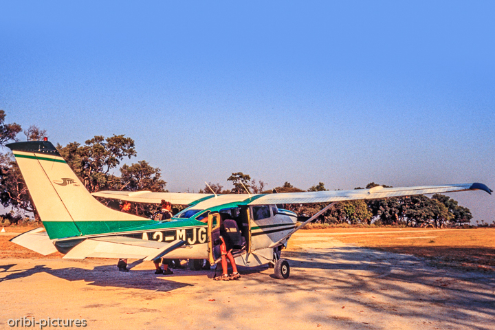 *Flug ins Okavangodelta*<br><br><br><br>