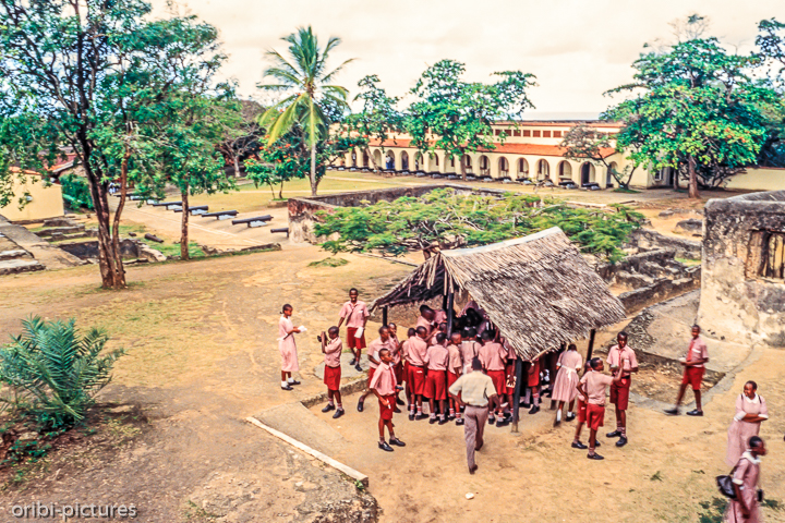 *Mombasa Schule*<br><br><br><br>