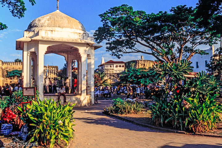 *Stone Town*<br><br><br><br>