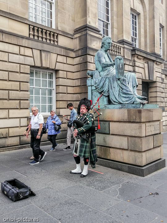 *Dudelsack und Kilt*<br><br><br><br>
