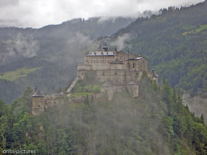 *Schellenberger Eishöhle im Salzburger Land, 2004*<br><br><br><br>