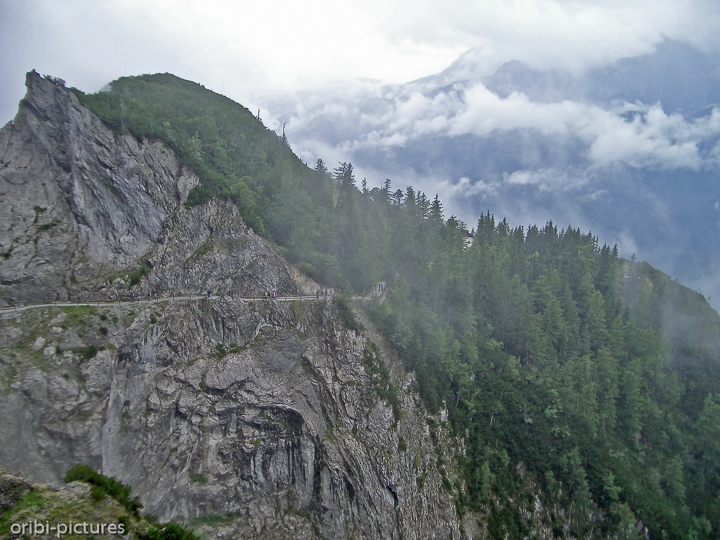 *Schellenberger Eishöhle im Salzburger Land, 2004*<br><br><br><br>