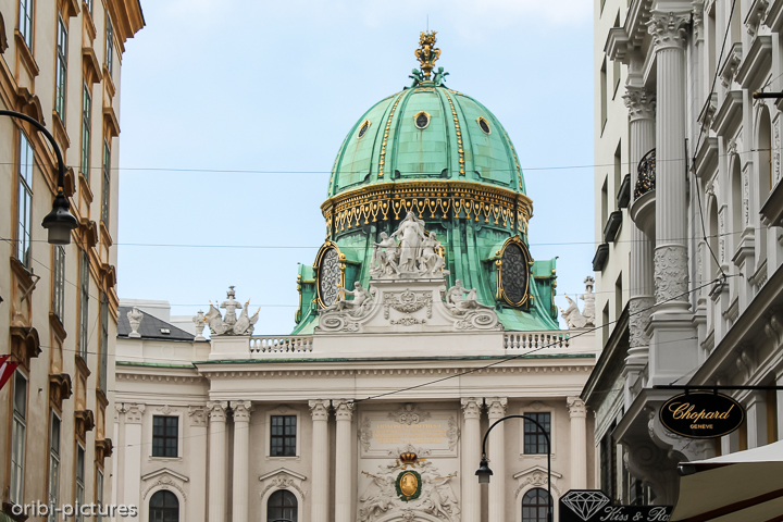 *Wien*<br><br>Auf der Familien-Fahrradtour von Wien nach Budapest, 2017<br><br>