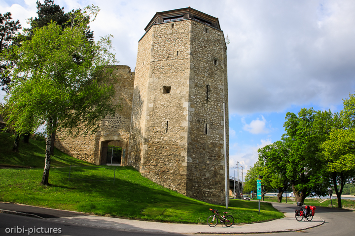 *Hainburg - Tor zur Festung Europa*<br><br><br><br>