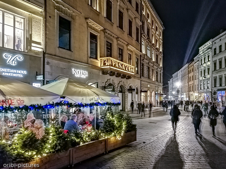 *Krakau bei Nacht*<br><br><br><br>