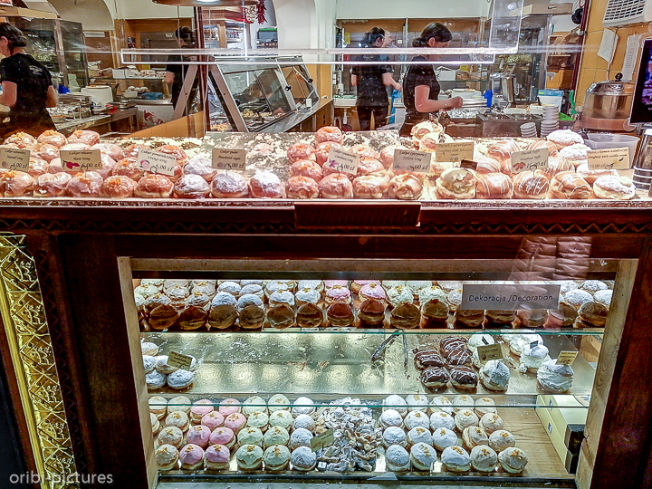 *Pfannkuchen sind typisch polnisch*<br><br><br><br>