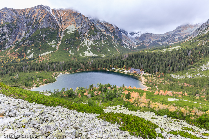 *Popradske Pleso*<br><br>Erster Blick nach einer Überschreitung eines Berges auf den See.<br><br>